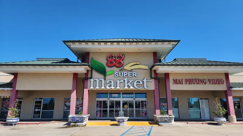 88 Supermarket in Marrero, Louisiana