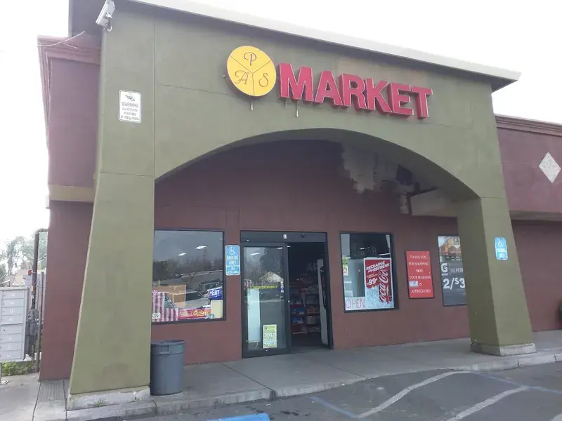 APS market in Ceres, California