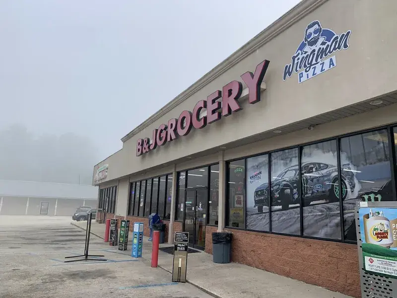 B & J Grocery in Robert, Louisiana