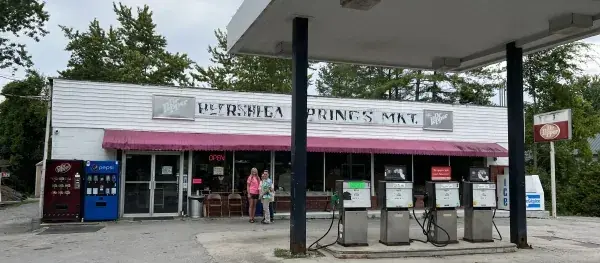 Beersheba Springs Market - Grocery store in Beersheba Springs, Tennessee