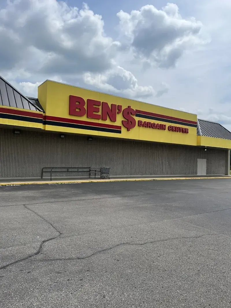 Ben's Bargain Center Valley Station in Louisville, Kentucky