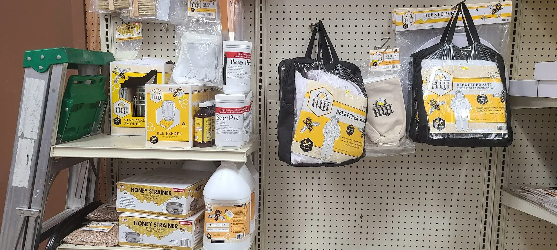 Benge Farm Supply Inc - Farm in London, Kentucky