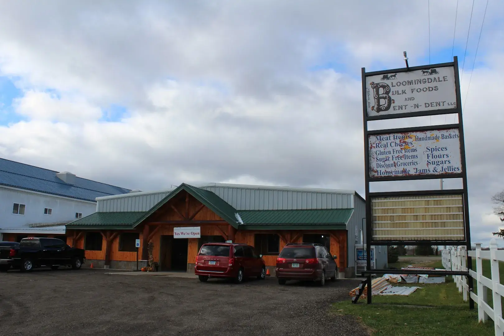 Bloomingdale Bulk Foods - Grocery store in Bloomingdale, Michigan