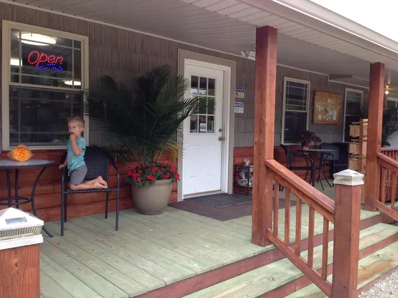 Cane Creek Market in Lobelville, Tennessee