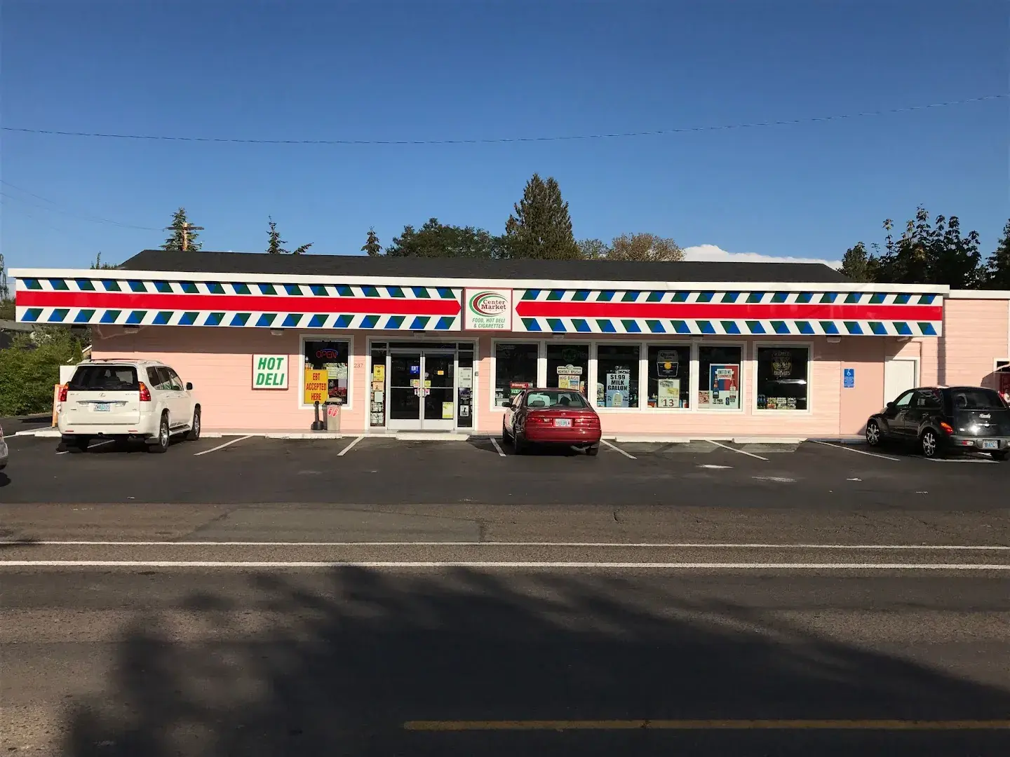 Center Market - Convenience store in Jefferson, Oregon