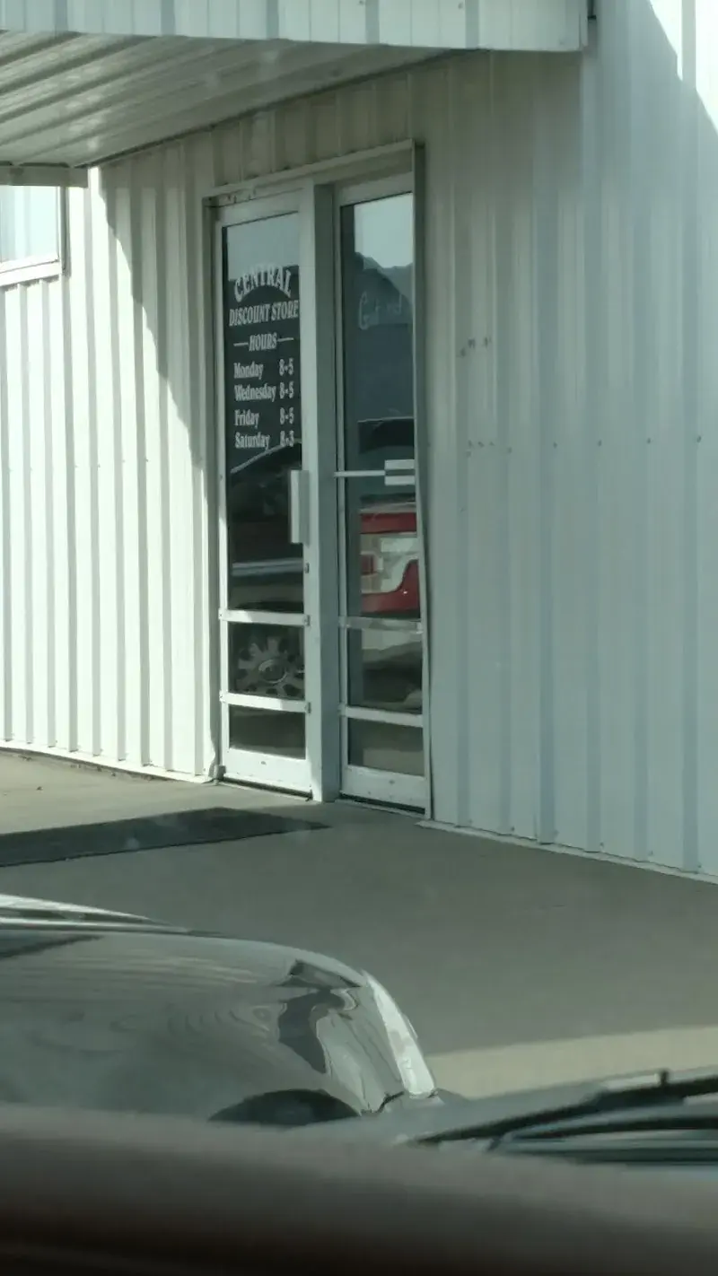 Central Discount Grocery in Kalona, IA