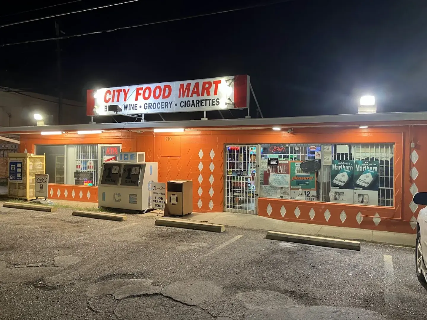 City Food Mart - Convenience store in Waco, Texas
