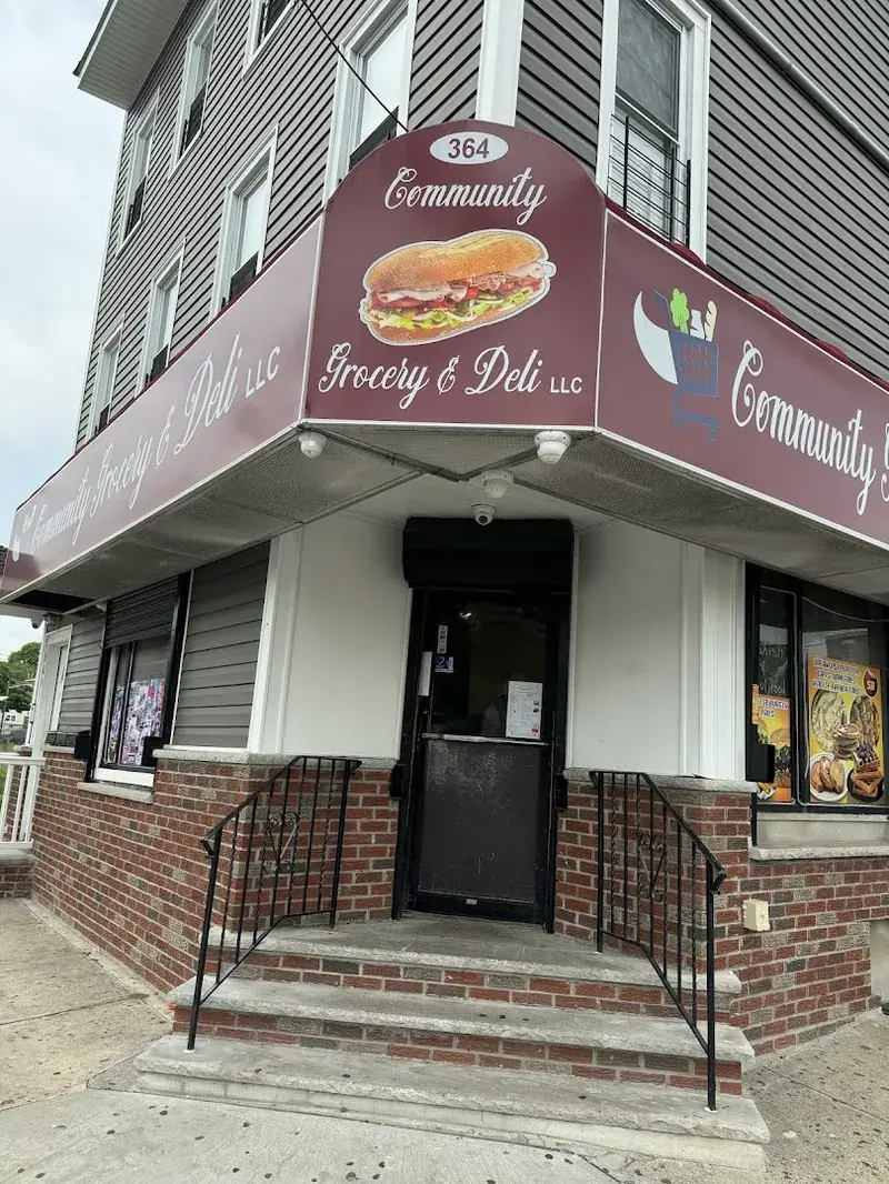 Community Grocery & Deli in Newark, New Jersey