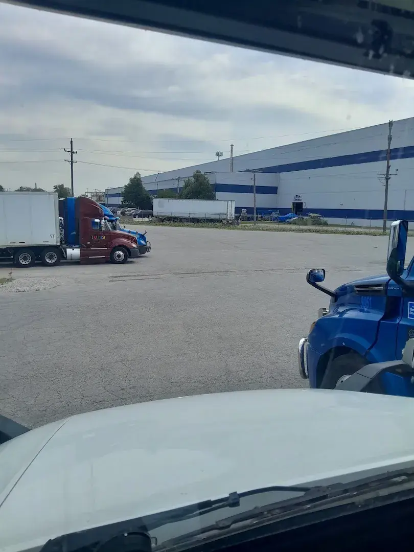 Continental Sales & Salvage - Surplus store in Bedford Park, IL