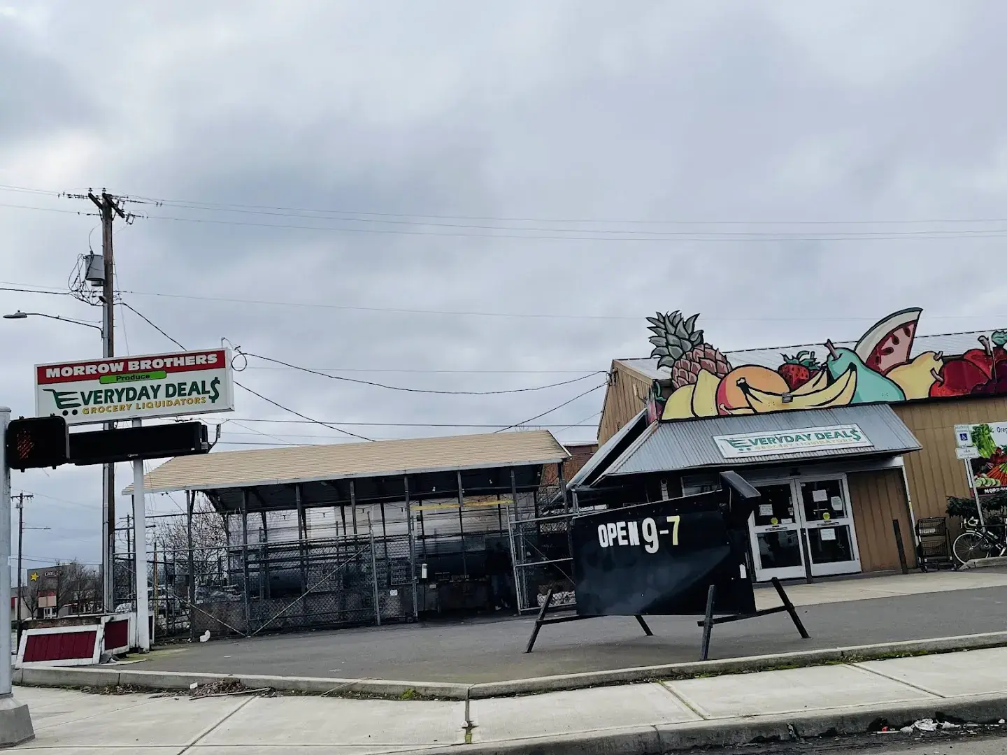 Daily Deals Market - Grocery store in Happy Valley, Oregon