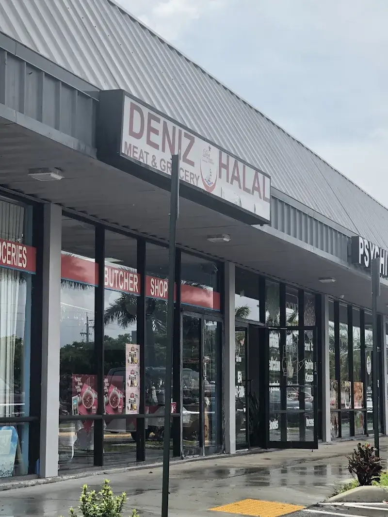 Deniz Halal Meat & Grocery in Fort Lauderdale, Florida