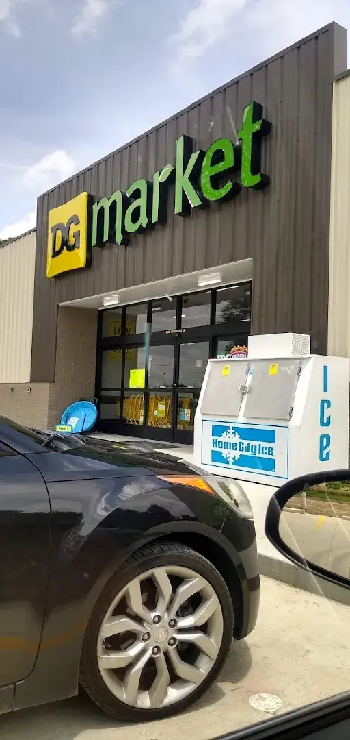 DG Market - Grocery store in Millington, Tennessee