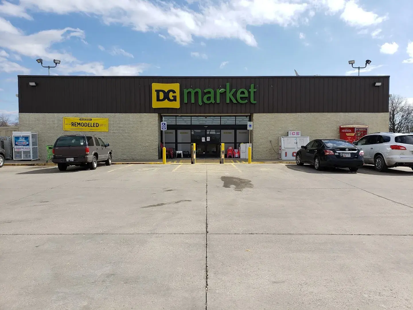 DG Market - Grocery store in Willard, Missouri