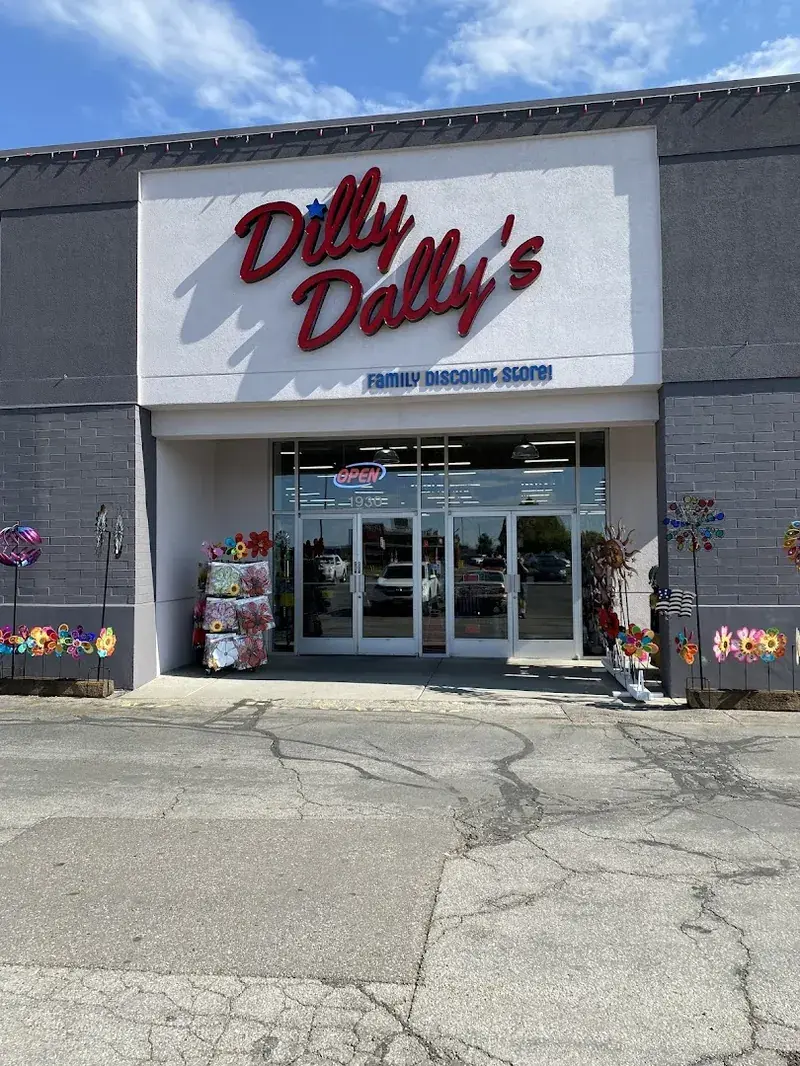 Dilly Dally's Family Discount Store - Discount store in Roy, Utah