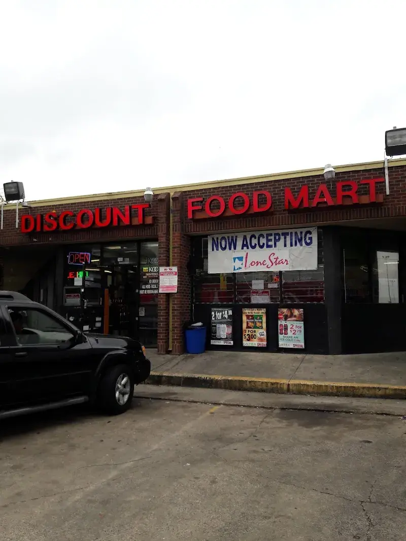 Discount Food Mart in Dallas, Texas