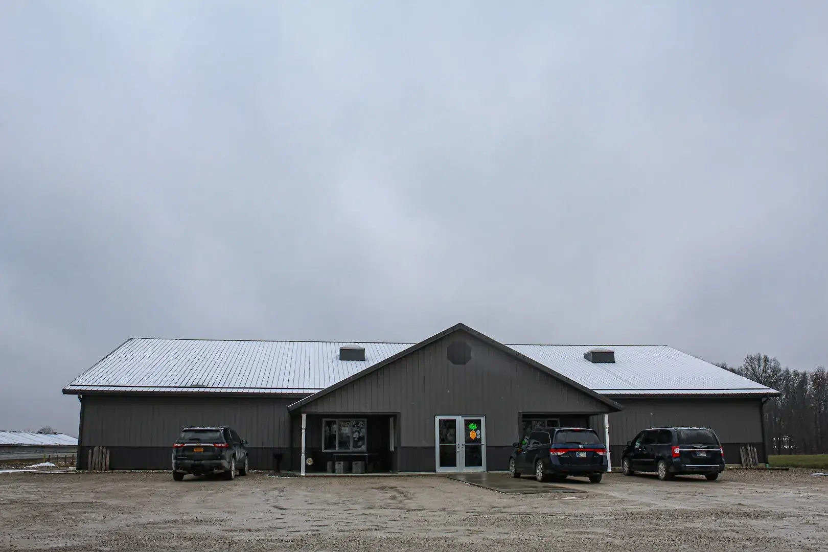 Discount Grocery, Bulk Foods, & Deli - Discount supermarket in Loogootee, Indiana