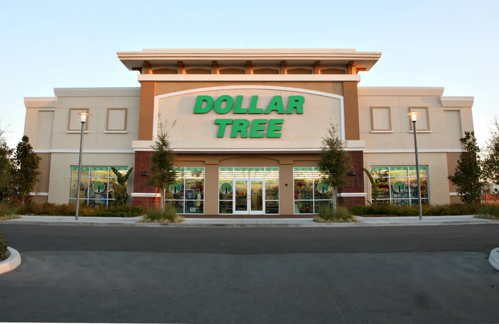 Dollar Tree - Dollar store in Revere, Massachusetts