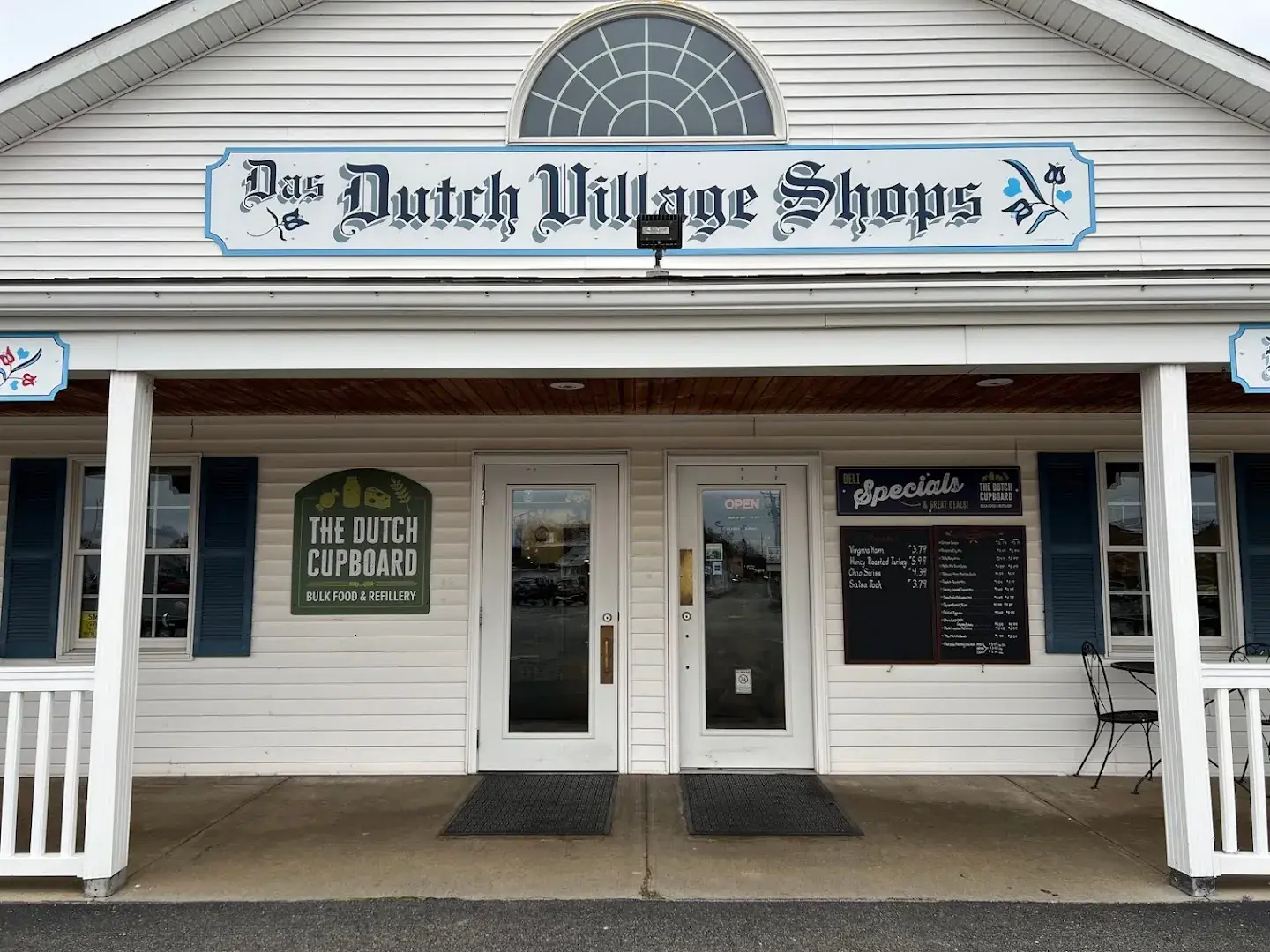 Dutch Cupboard - Grocery store in Columbiana, Ohio