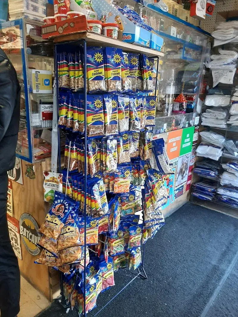 E&J Grocery in Newark, New Jersey