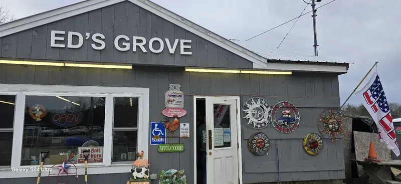 Ed's Grove Discount Store in Lyman, Maine