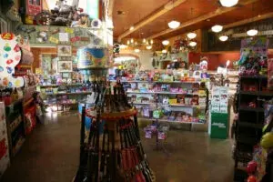End of the Commons General Store - General store in Mesopotamia, OH