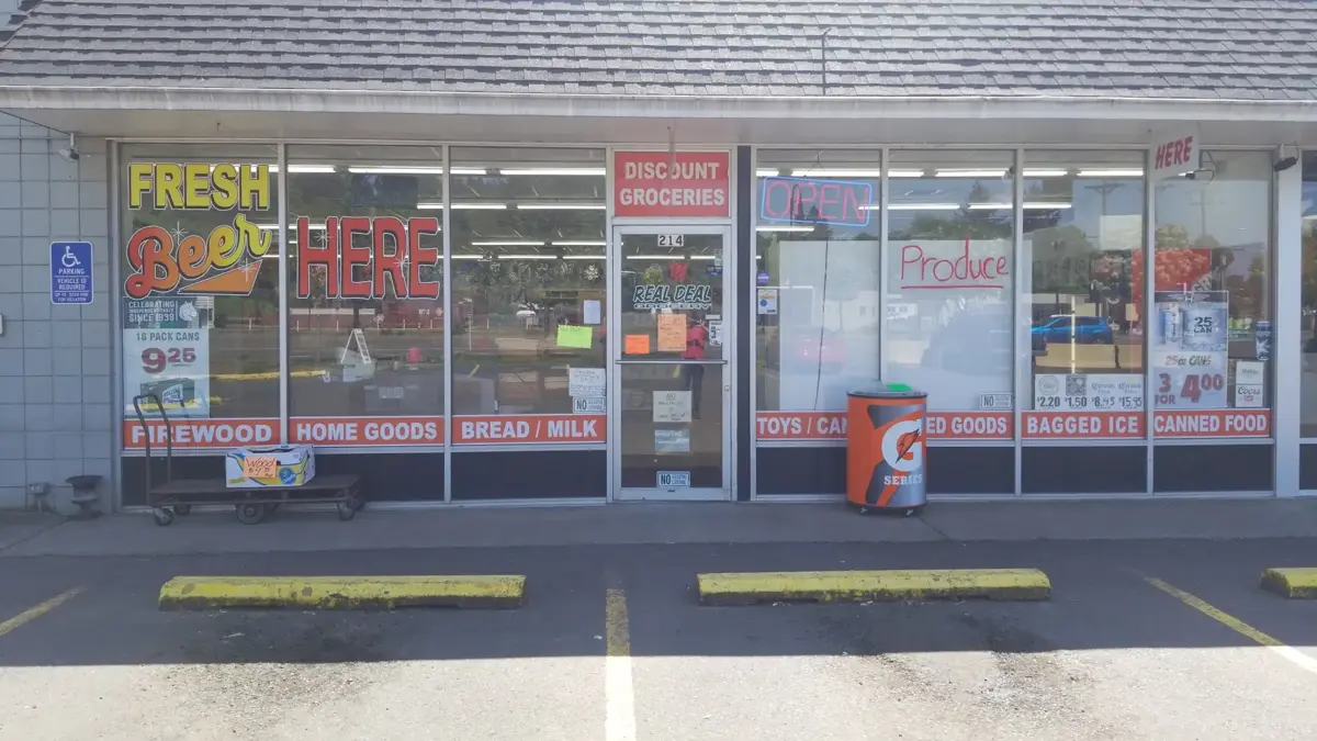 Estacada Bargain Depot - Grocery store in Estacada, OR