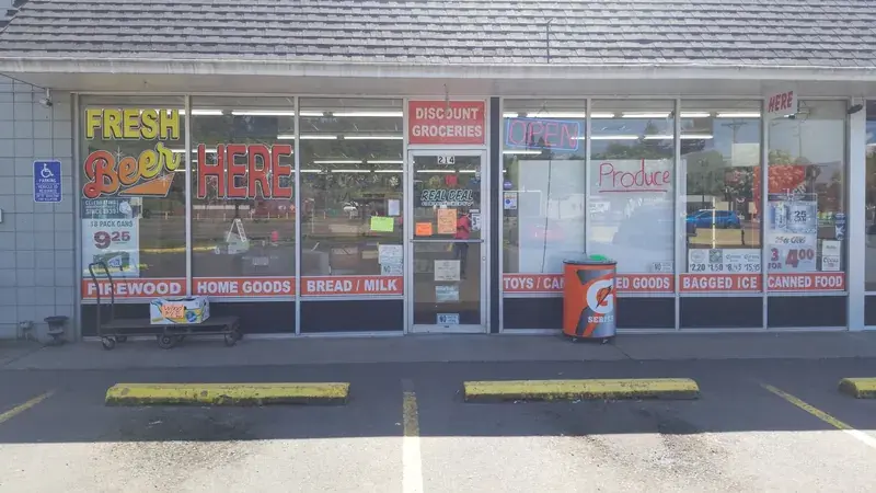 Estacada Bargain Depot in Estacada, OR