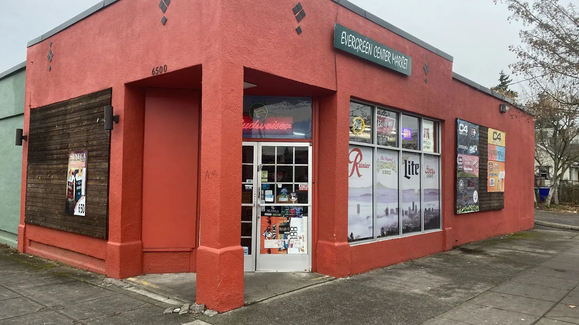 Evergreen Center Market - Convenience store in Portland, Oregon
