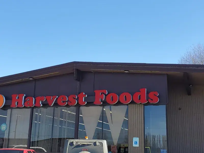 Floyd's Harvest Foods in Potlatch, Idaho