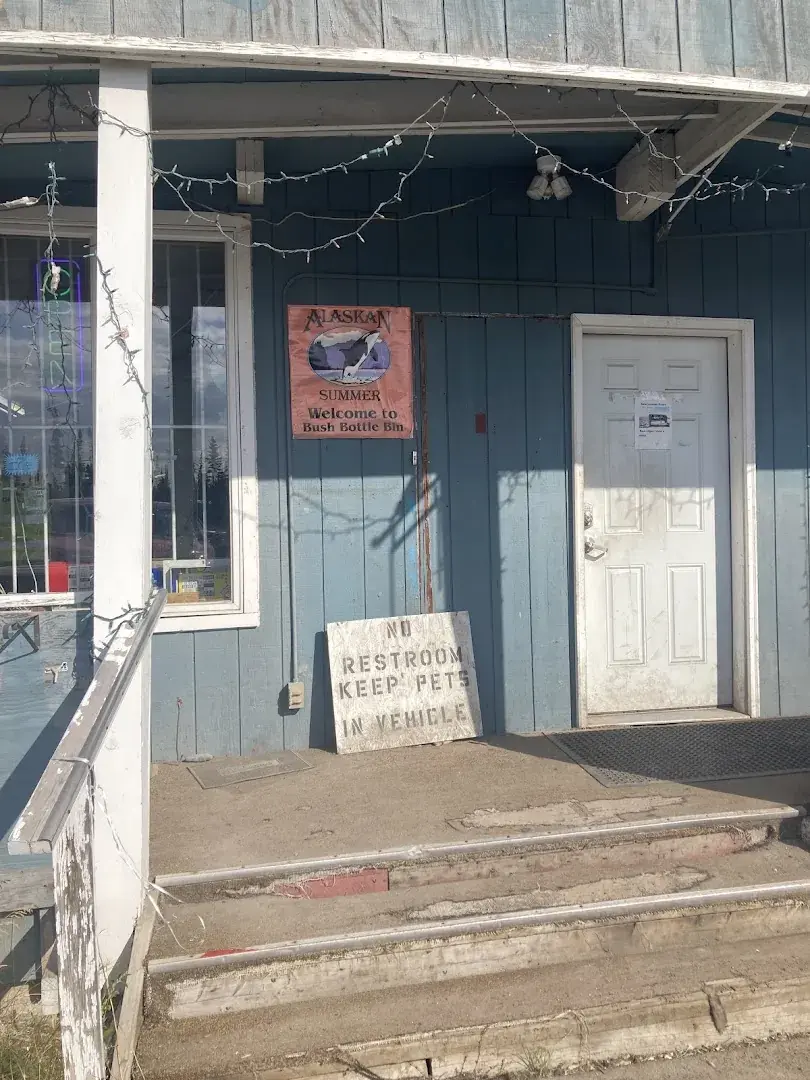Frontier Country Stores - Glennallen - Liquor store in Glennallen, AK