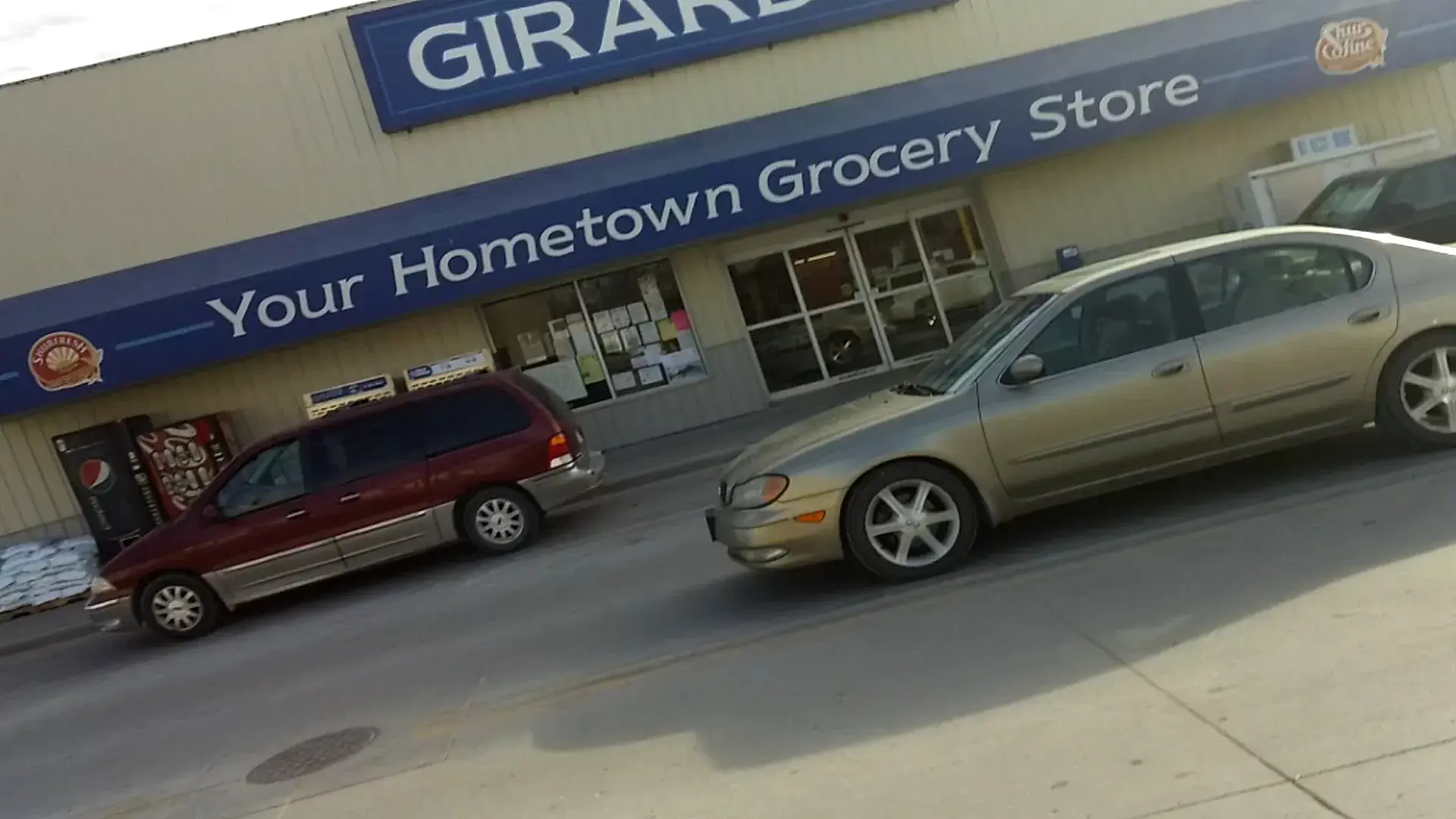 Girard's IGA - Grocery store in Osborne, Kansas