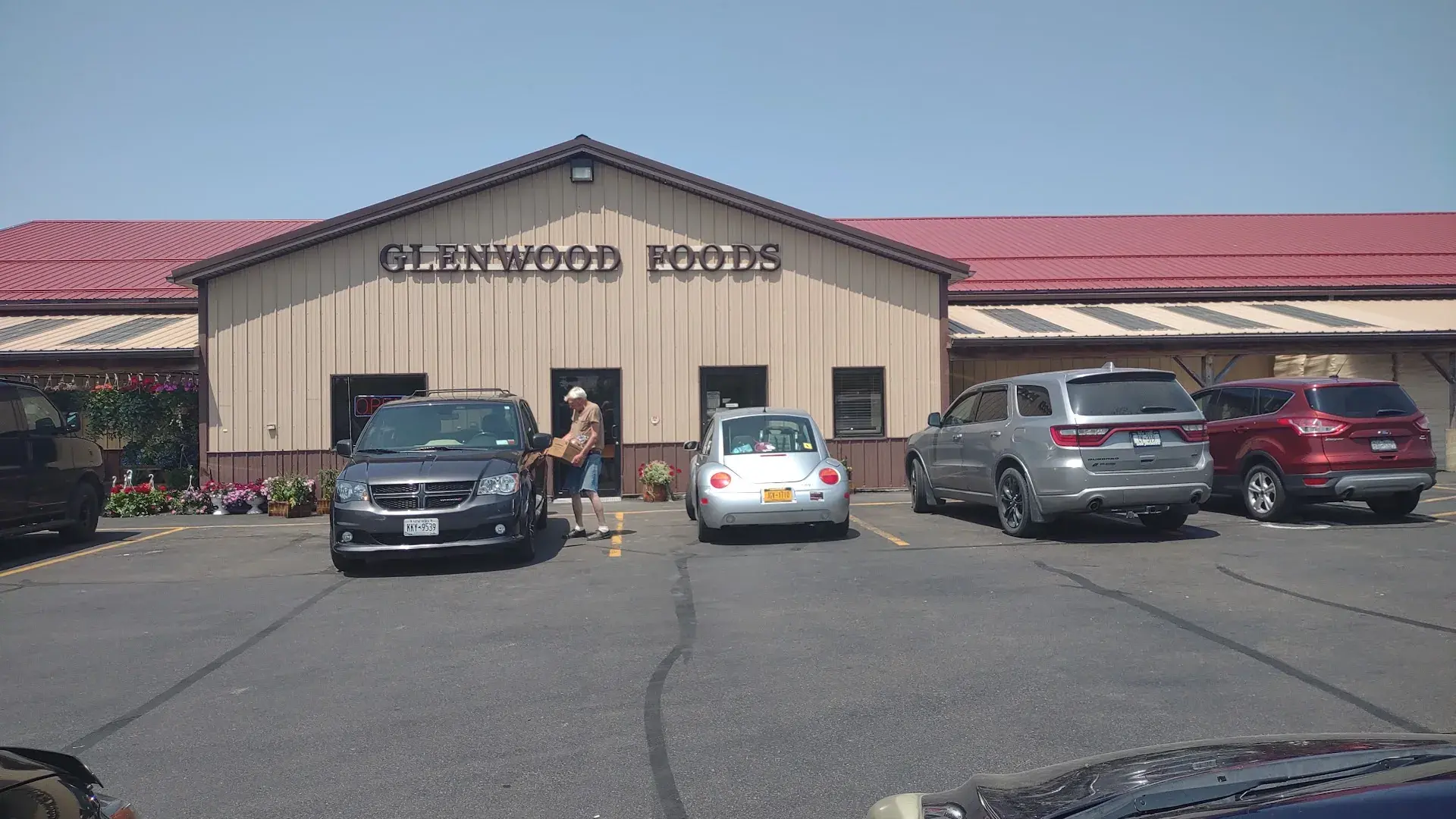Glenwood Foods - Grocery store in Seneca Falls, New York