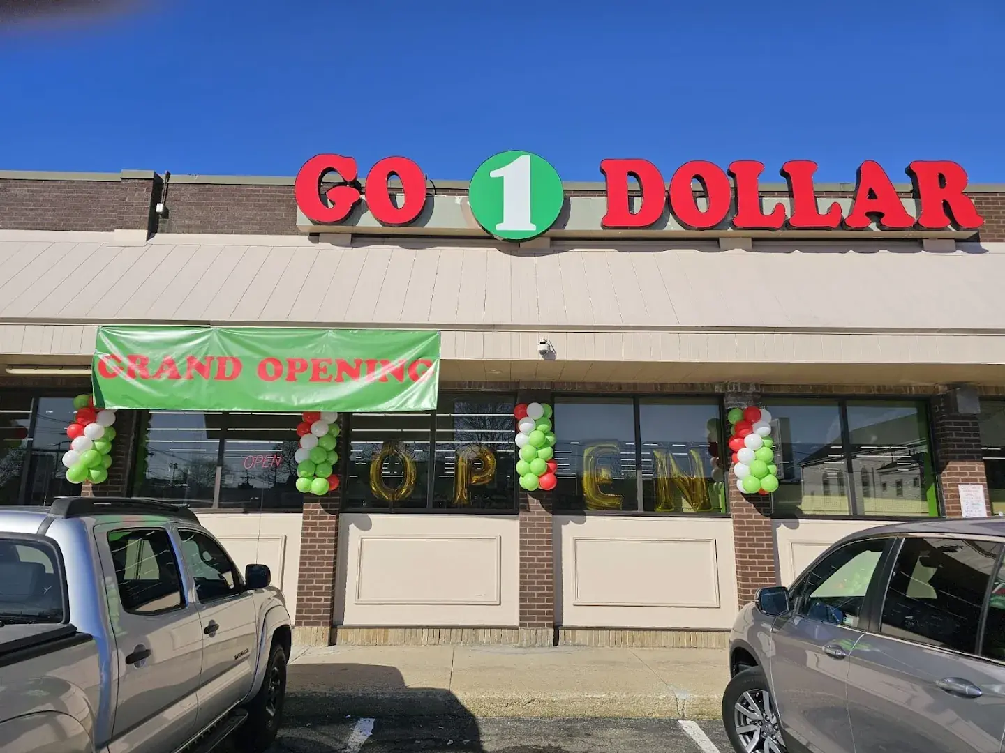 Go 1 Dollar Off Lawrence LLC - Dollar store in Lawrence, Massachusetts