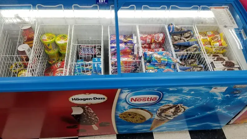 "GOL" Super Market in Garland, Texas