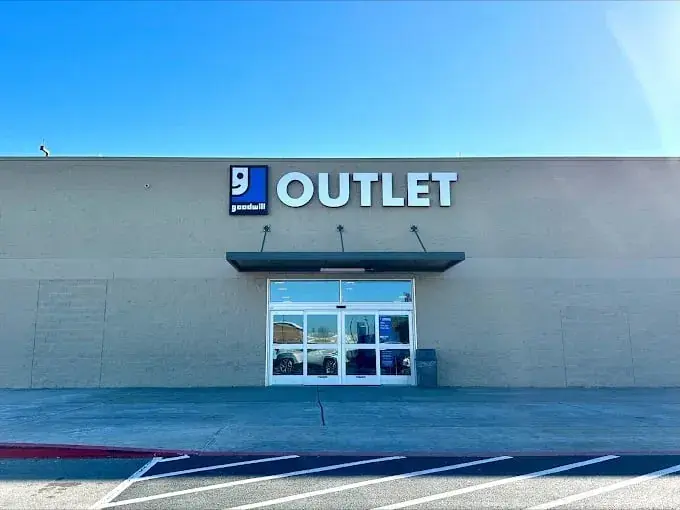 Goodwill Outlet and Donation Station in Windcrest, TX