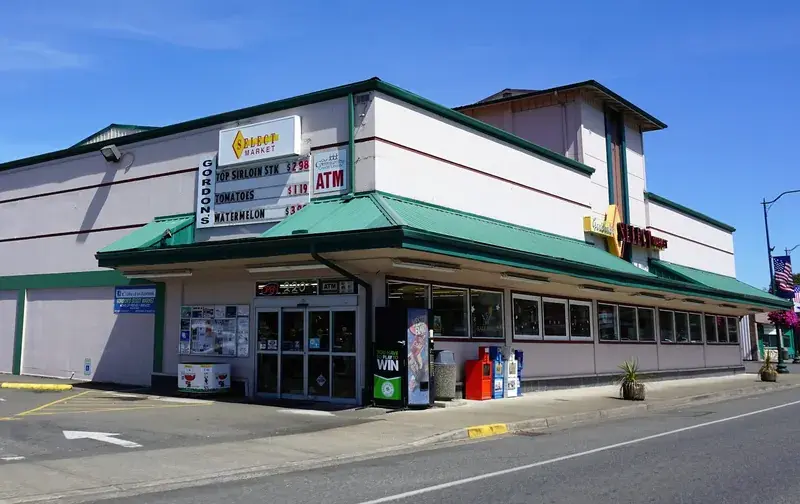 Gordon's Select Market in McCleary, Washington