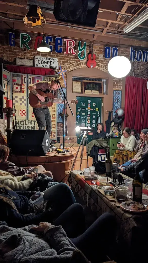 Grocery on Home in Atlanta, Georgia