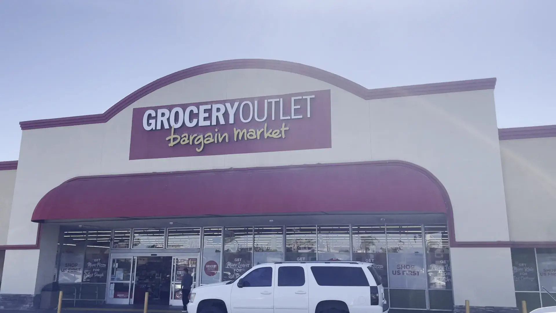 Grocery Outlet - Grocery store in Baldwin Park, California