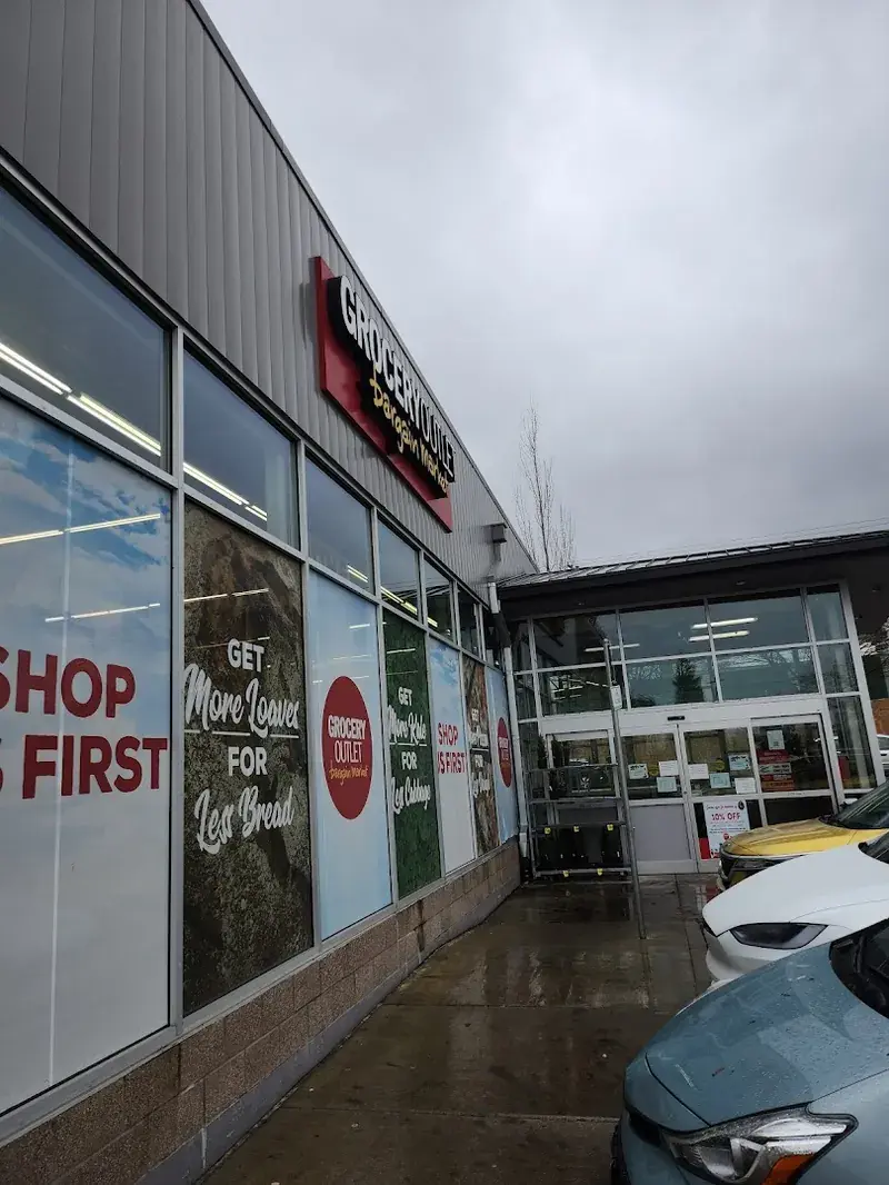 Grocery Outlet in Portland, Oregon