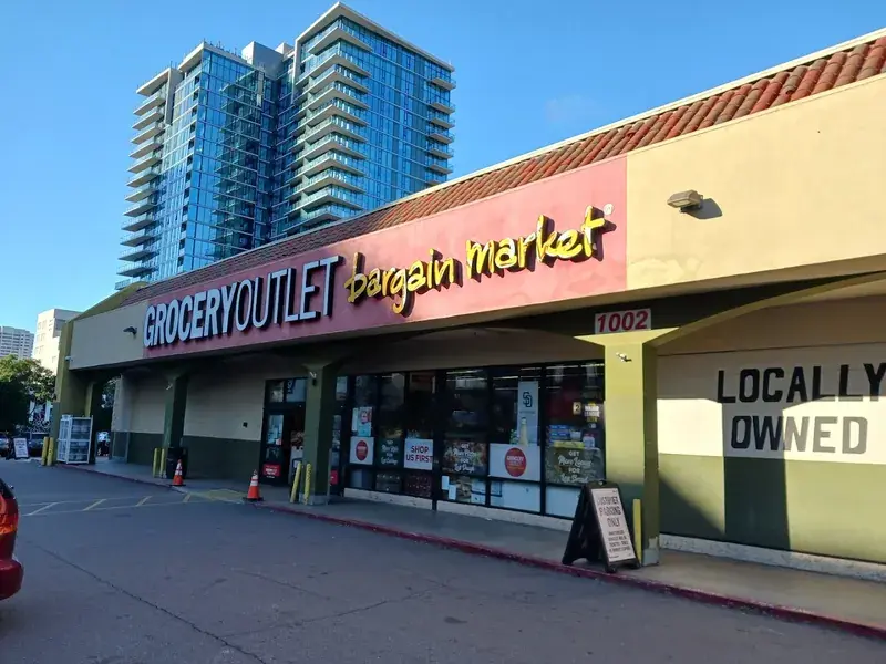 Grocery Outlet in San Diego, CA