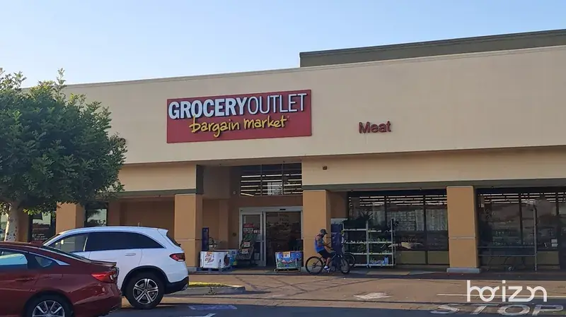 Grocery Outlet in Long Beach, California