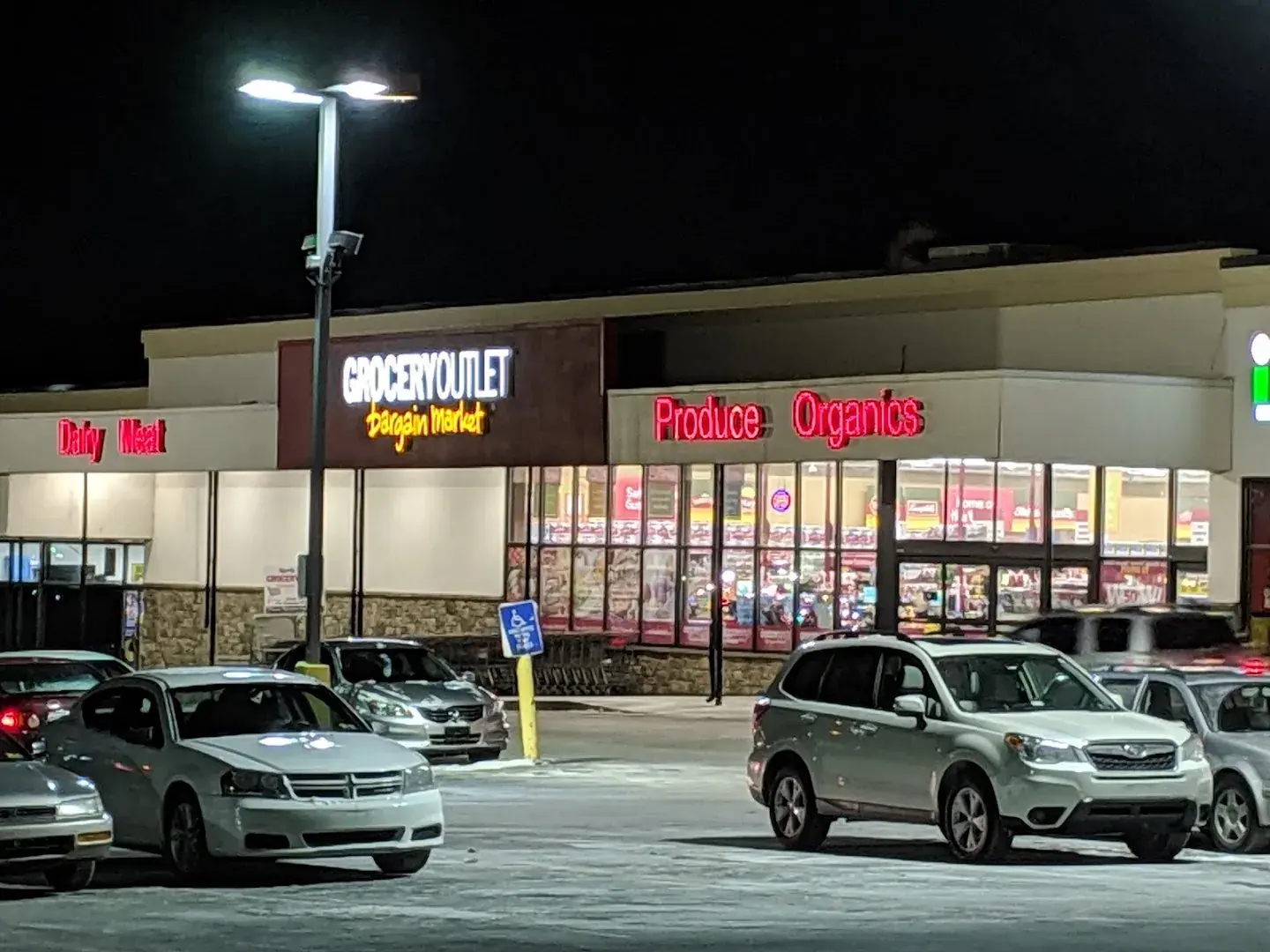 Grocery Outlet - Grocery store in York, Pennsylvania
