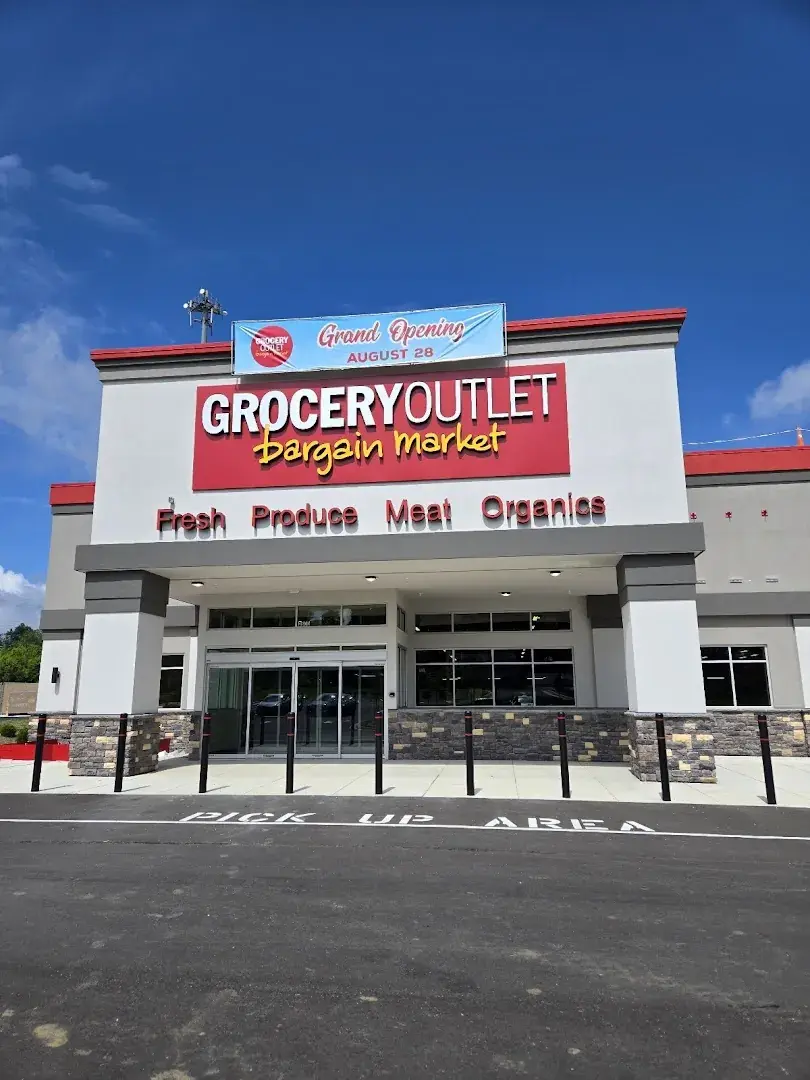 Grocery Outlet - Grocery store in Windsor Mill, MD