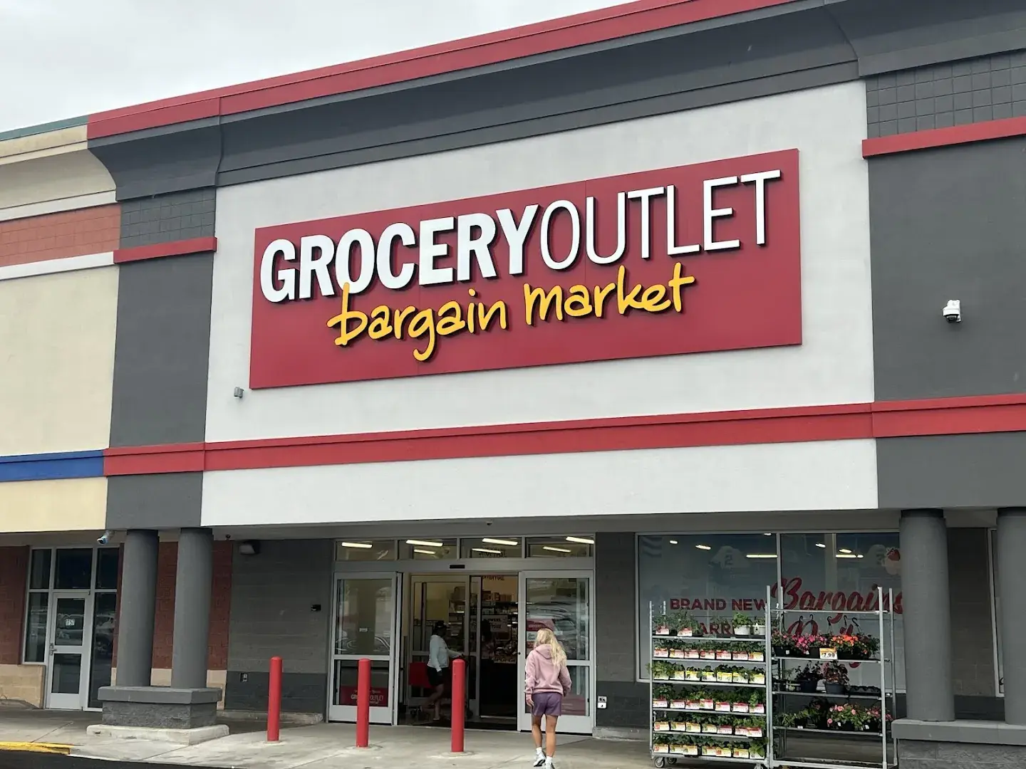 Grocery Outlet - Grocery store in Baltimore, Maryland