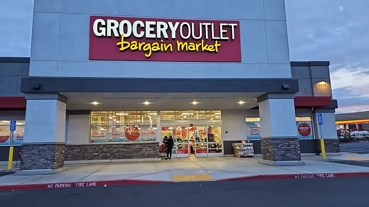 Grocery Outlet - Grocery store in Patterson, CA