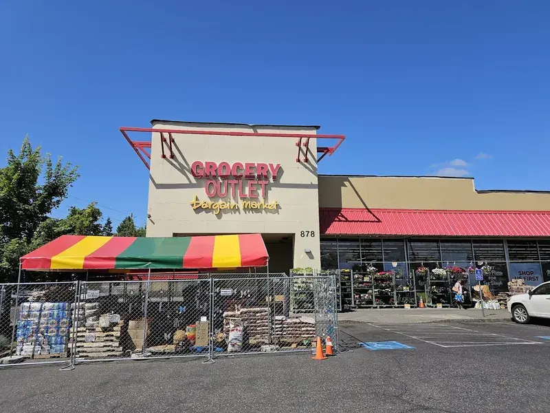Grocery Outlet in Oregon City, OR