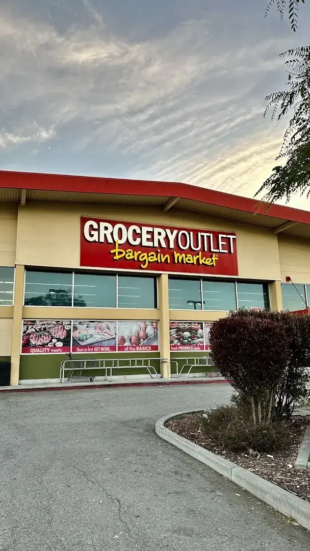 Grocery Outlet - Grocery store in San Francisco, California