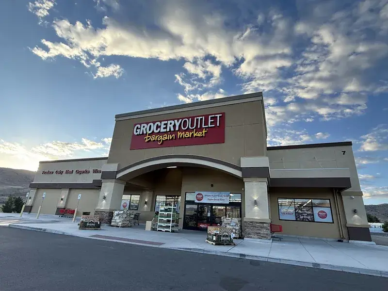 Grocery Outlet in Dayton, Nevada
