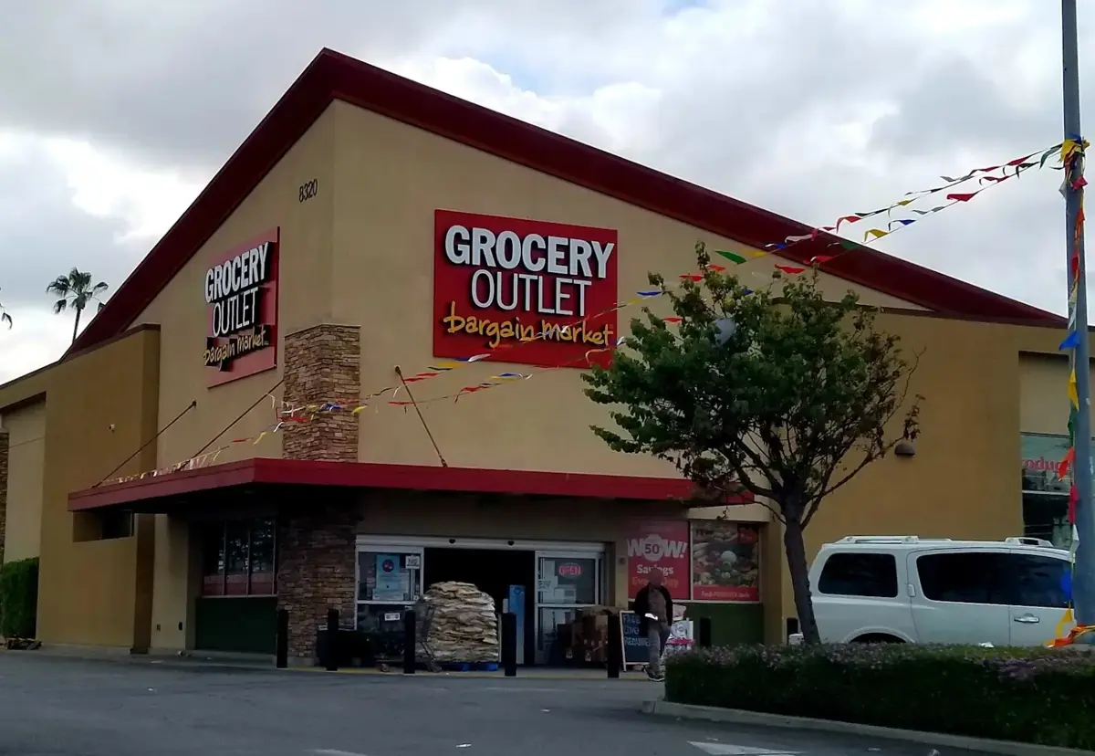 Grocery Outlet - Grocery store in Downey, CA