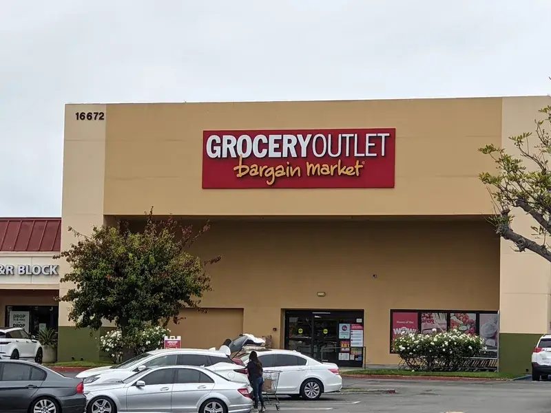 Grocery Outlet in Huntington Beach, CA